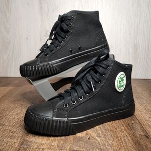 PF Flyers The Sandlot Center Hi Top Sneaker Black, Green Badge, W 8, M 6.5 -read